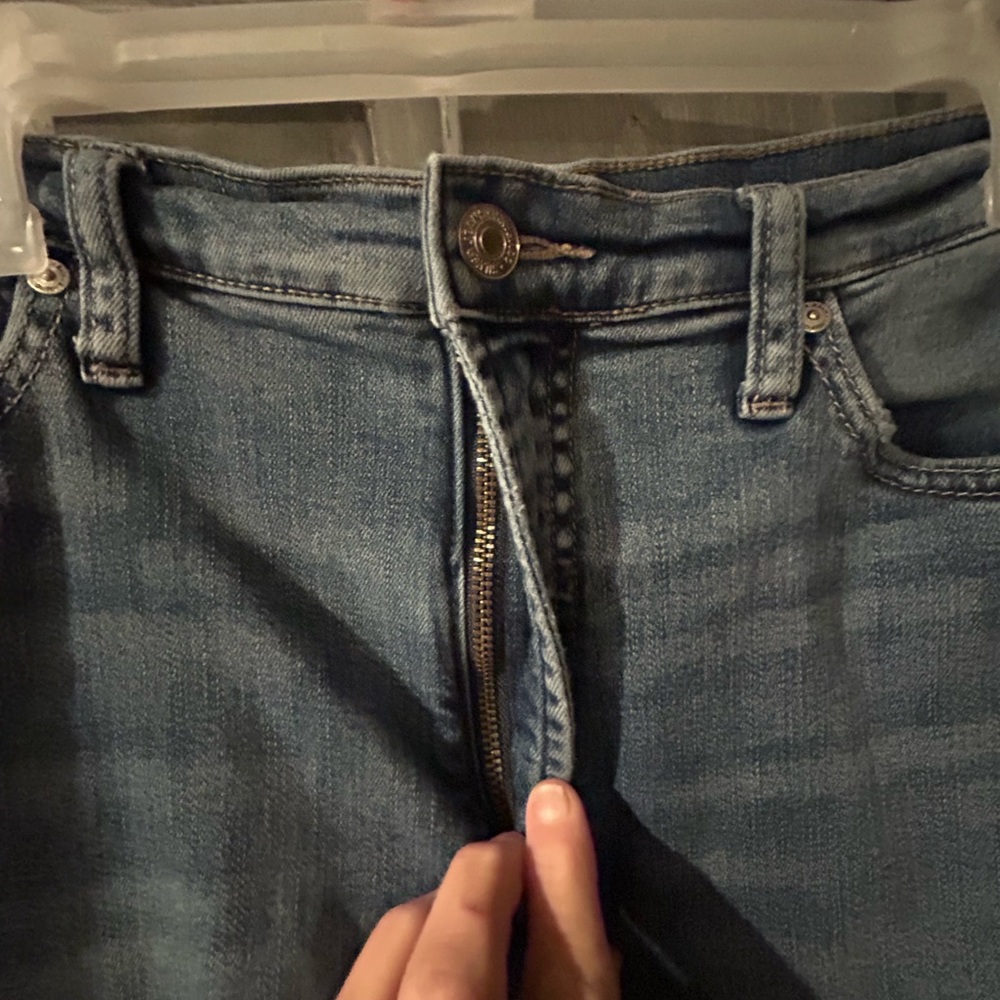 Women's silver jean brand cropped jeans